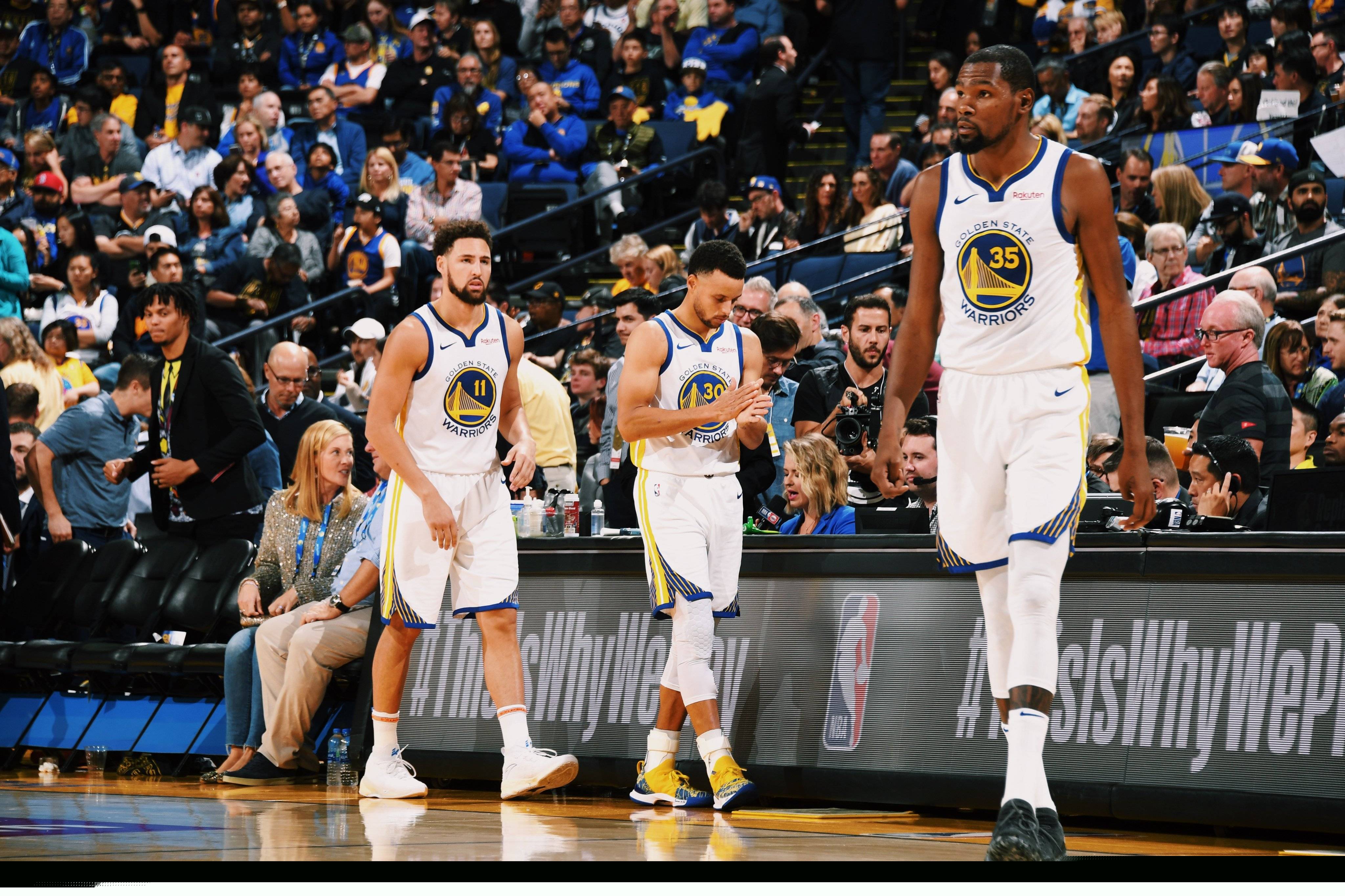 52年的等待！尼克斯上一次夺冠时斯派克·李年仅16岁（尼克斯苦等52年！他们上次夺冠时斯派克·李才16岁）