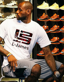 贺希宁：新帅凯利的篮球理念很先进，今晚战青岛先要做好防守（贺希宁：新帅凯利理念前卫，今晚迎战青岛防守优先）