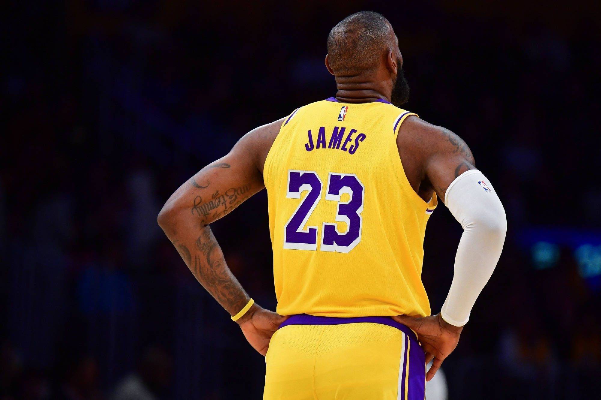 沙特球队老板：萨拉赫不适合沙特联赛，他缺乏团队合作精神（沙特球队老板称萨拉赫不适配沙特联，团队配合意识不足）