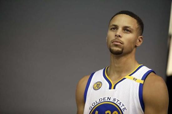 官方：西班牙名哨“平方哥”执法欧冠第6轮亚特兰大vs切尔西（官方确认：西班牙名哨“平方哥”将执法欧冠第6轮亚特兰大对阵切尔西）