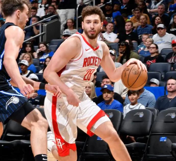 科尔：我们在控制失误上做得更好了，对比赛的控制力也更强了（科尔：我们减少了失误，比赛掌控力更强）