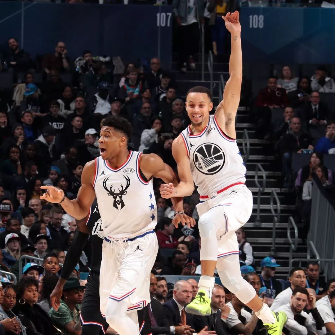 NBA最佳阵容公布：湖人球员上榜,（NBA年度最佳阵容揭晓：湖人球员入选）