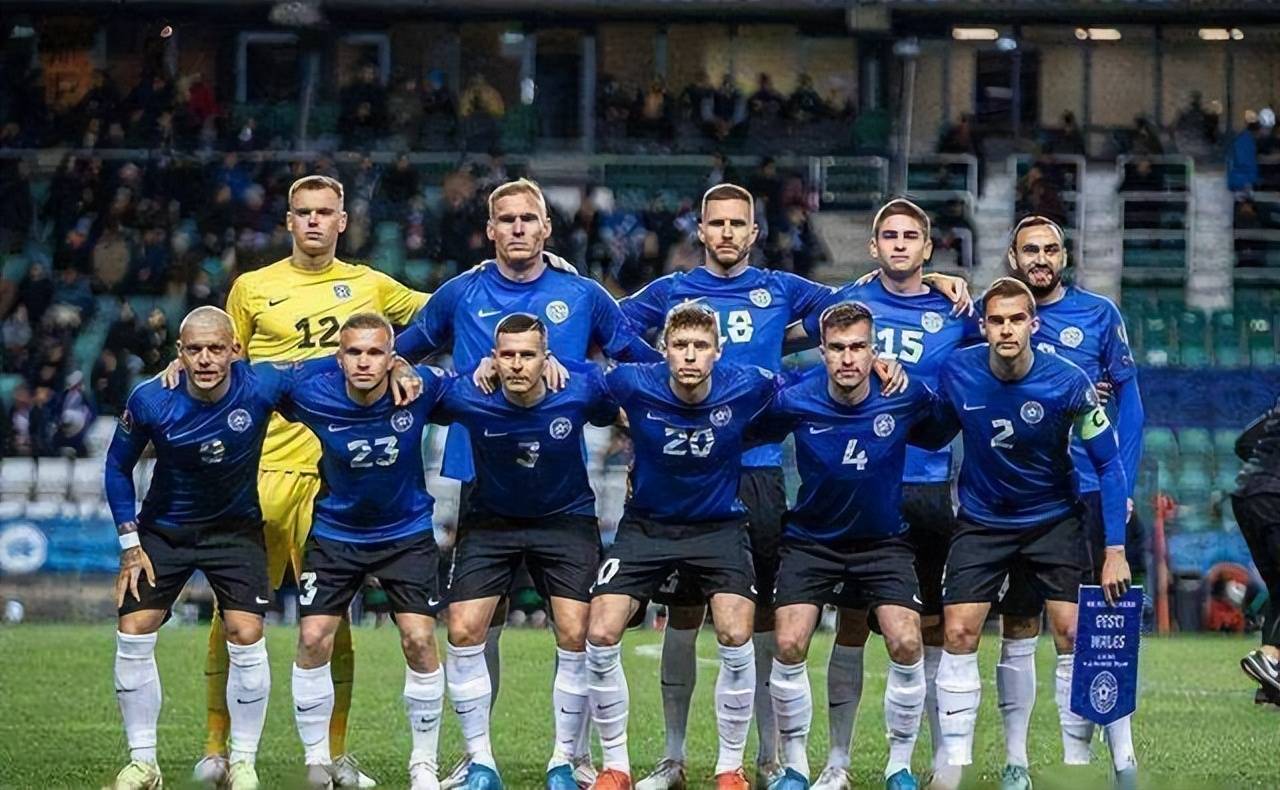 华夏幸福旧将许小龙：金元时代单场三、五百万的奖金很常见（华夏幸福前将许小龙谈金元时代：单场拿三五百万元奖金并不罕见）