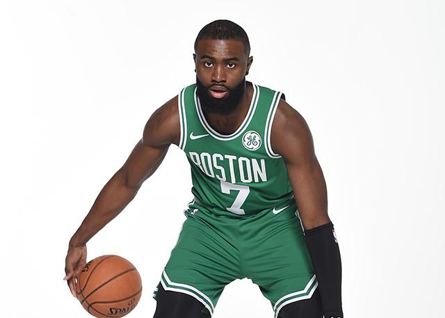 又隐身了？哲凯赖什对阵维拉10项数据挂0，6次丢失球权（再度隐形！哲凯赖什战维拉10项数据全零，6次丢失球权）