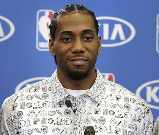 兰杜奇：上半场我们没拉开阵型宽度，踢得有点像一群小鸡（兰杜奇：上半场阵型宽度没撑开，踢得有些像一窝小鸡）