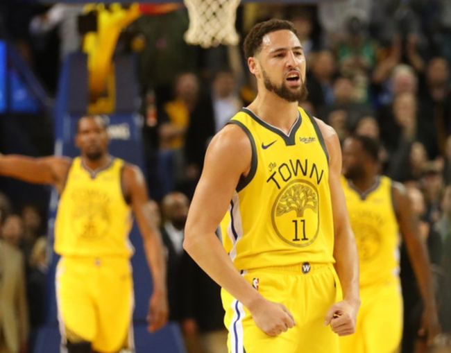 穆帅：葡萄牙体育有一人随便犯规都没事，我们仍在争冠行列（穆里尼奥：葡萄牙体育有人犯规不受罚，我们仍在冠军竞争中）