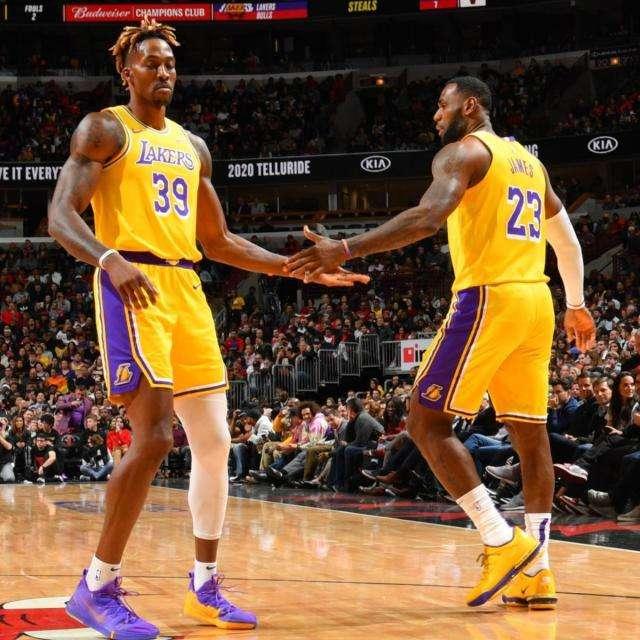 杰伦·约翰逊本赛季4次三双追平队史纪录，生涯6次排队史第二（杰伦·约翰逊单季4次三双追平队史纪录，生涯累计6次居队史第二）