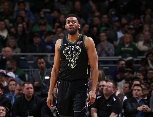 邮报：利物浦仍在与科纳特就续约进行积极谈判（邮报：利物浦与科纳特的续约谈判仍在积极推进）