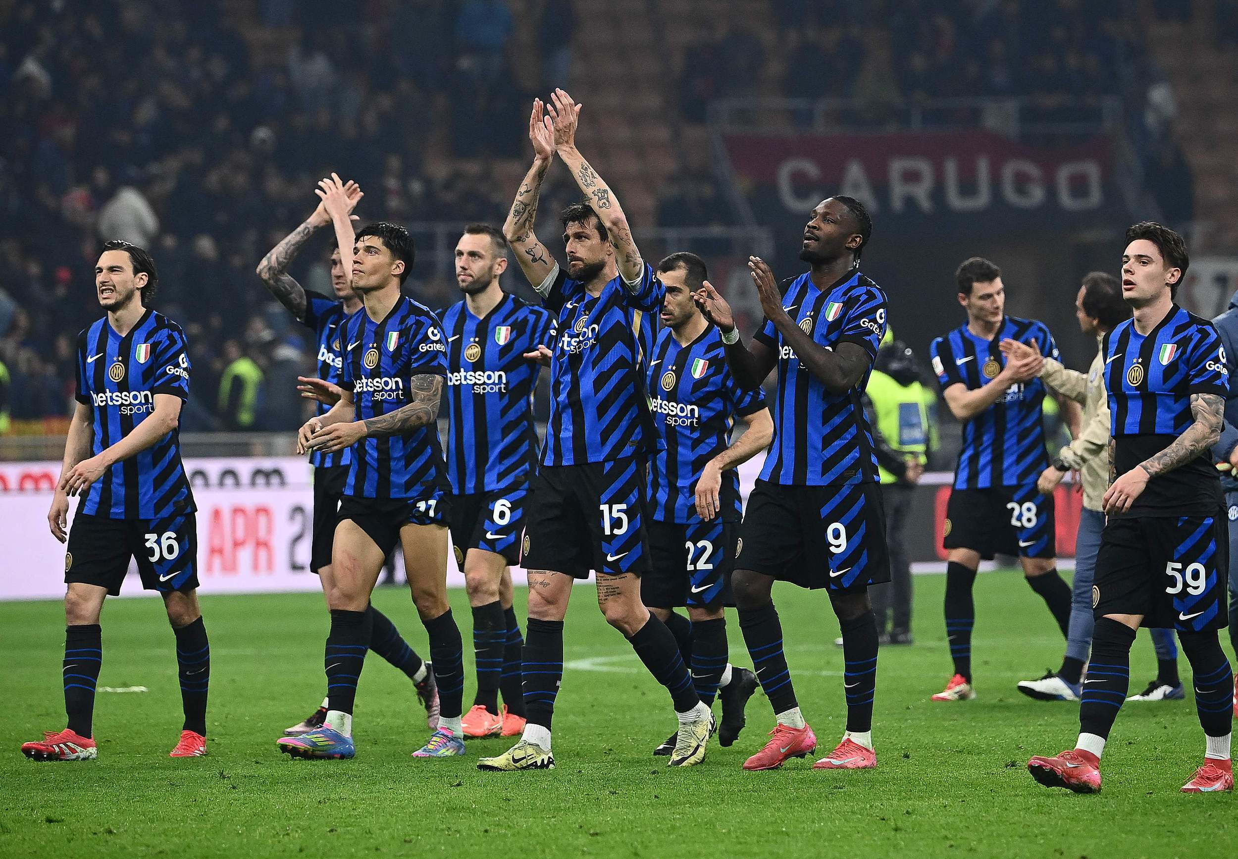 1.05亿还卖亏了？ 阿森纳第一后腰撑起夺冠希望，他该是英格兰队长（1.05亿也算亏？阿森纳王牌后腰扛起争冠大旗，他配得上英格兰队长袖标）