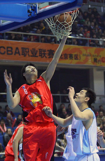 姆巴佩复出首秀战尤文 数据示皇马90分钟取胜（姆巴佩伤愈复出首秀对阵尤文 数据看好皇马90分钟获胜）